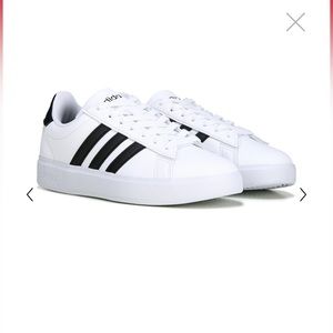 Adidas Women's Grand Court 2.0 Sneaker- 10